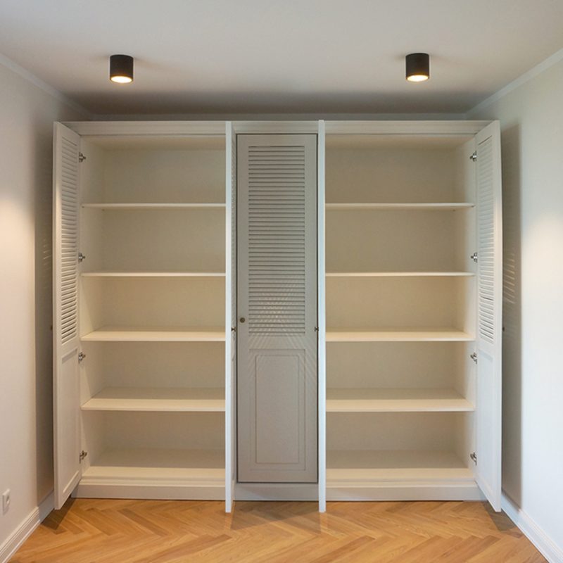 5-türiger-Lamellentürschrank3