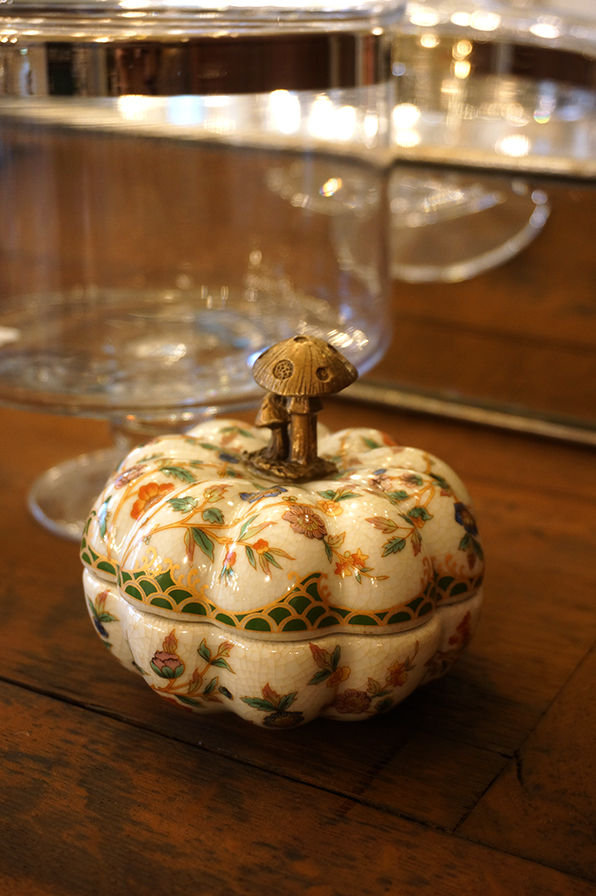 kleine-Dose-Pilzchen-Muster1