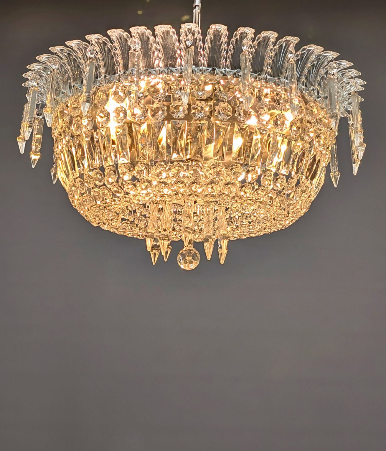 Plafoniere-Deckenlampe-groß-antik-eyecatcher-dresden1